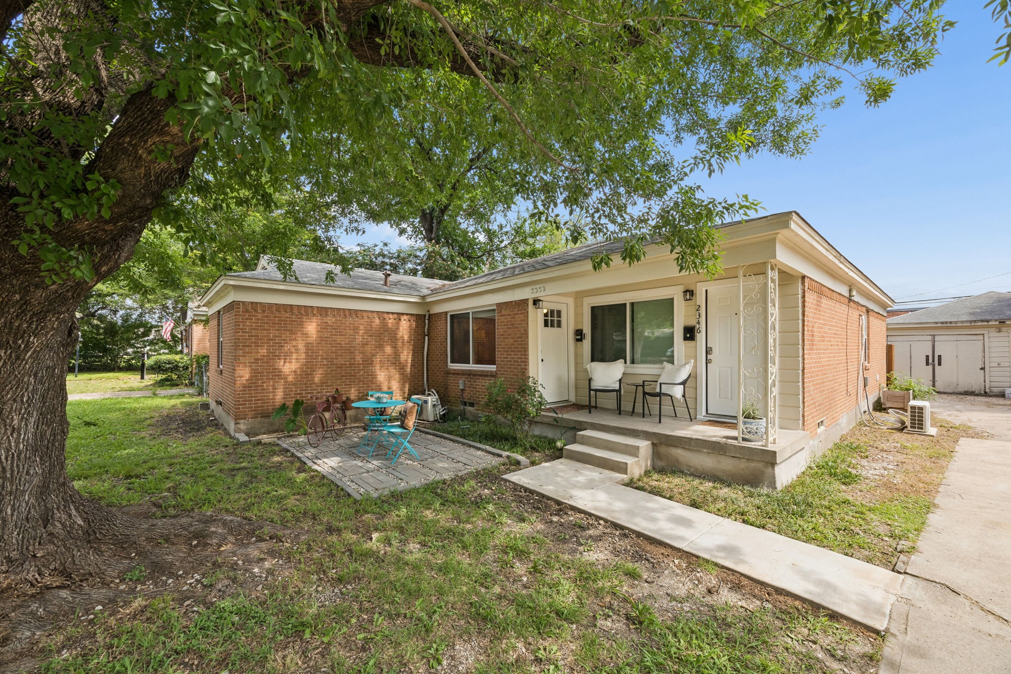 2350 Dunloe Drive Dallas TX 75228