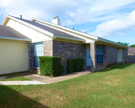 6720 Crestmont Court Fort Worth TX 76133