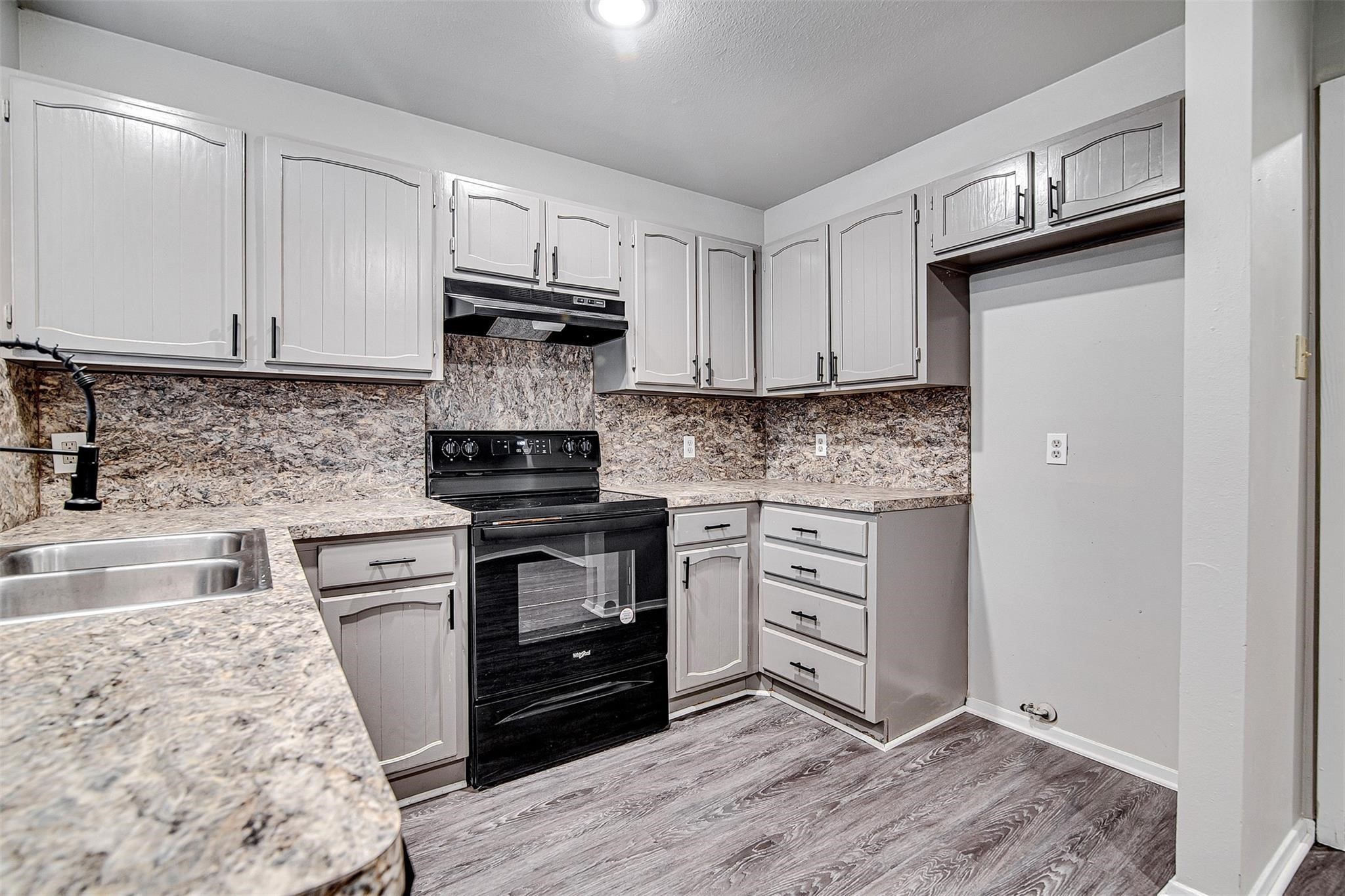 1403 Courtney Place Cleburne TX 76033
