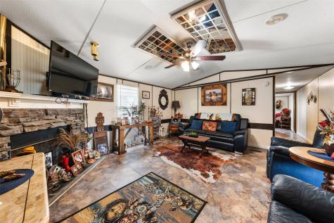 112 Woodlake Lane Axtell TX 76624