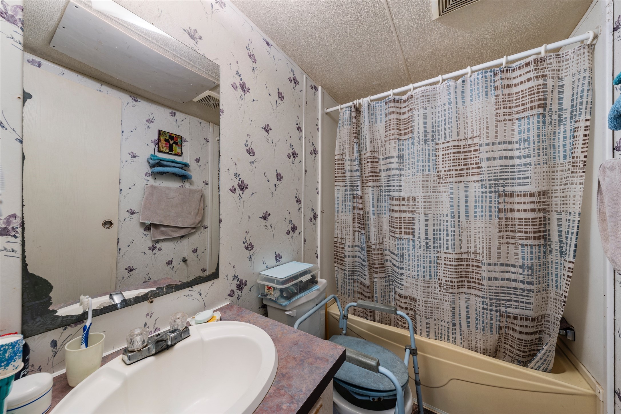 112 Woodlake Lane Axtell TX 76624