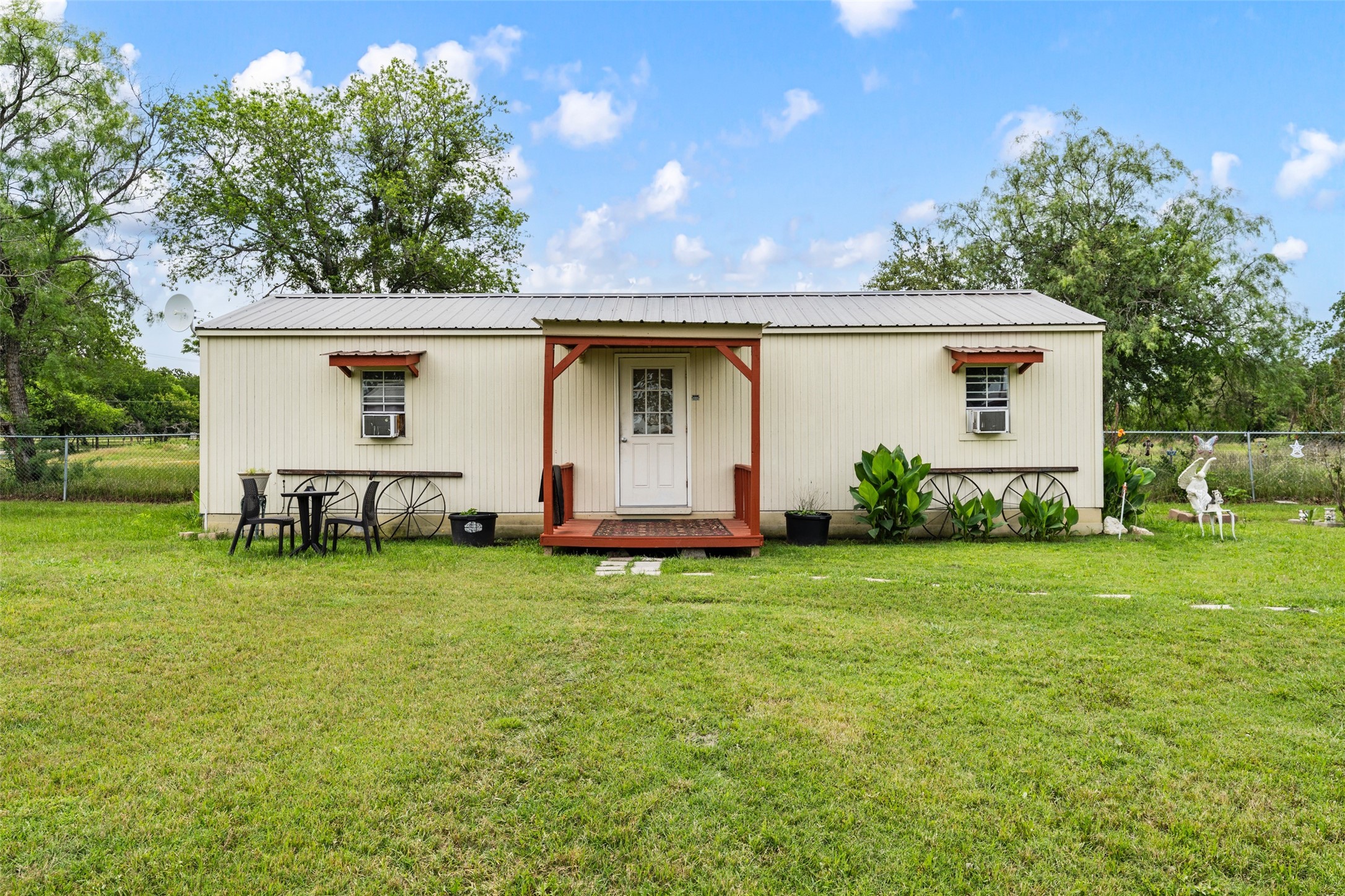 112 Woodlake Lane Axtell TX 76624