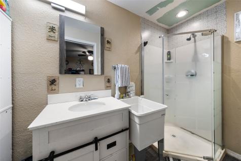 112 Woodlake Lane Axtell TX 76624