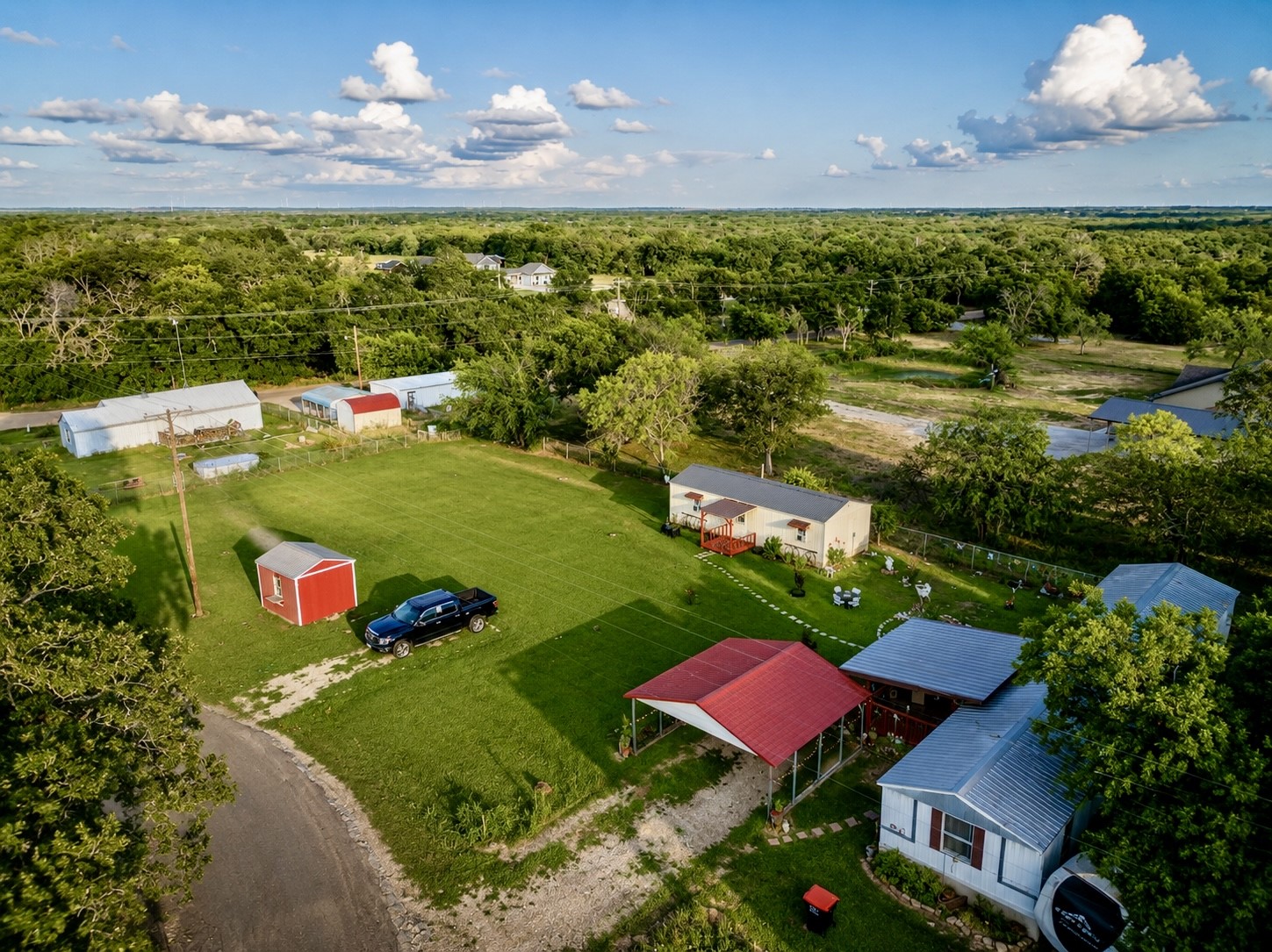 112 Woodlake Lane Axtell TX 76624