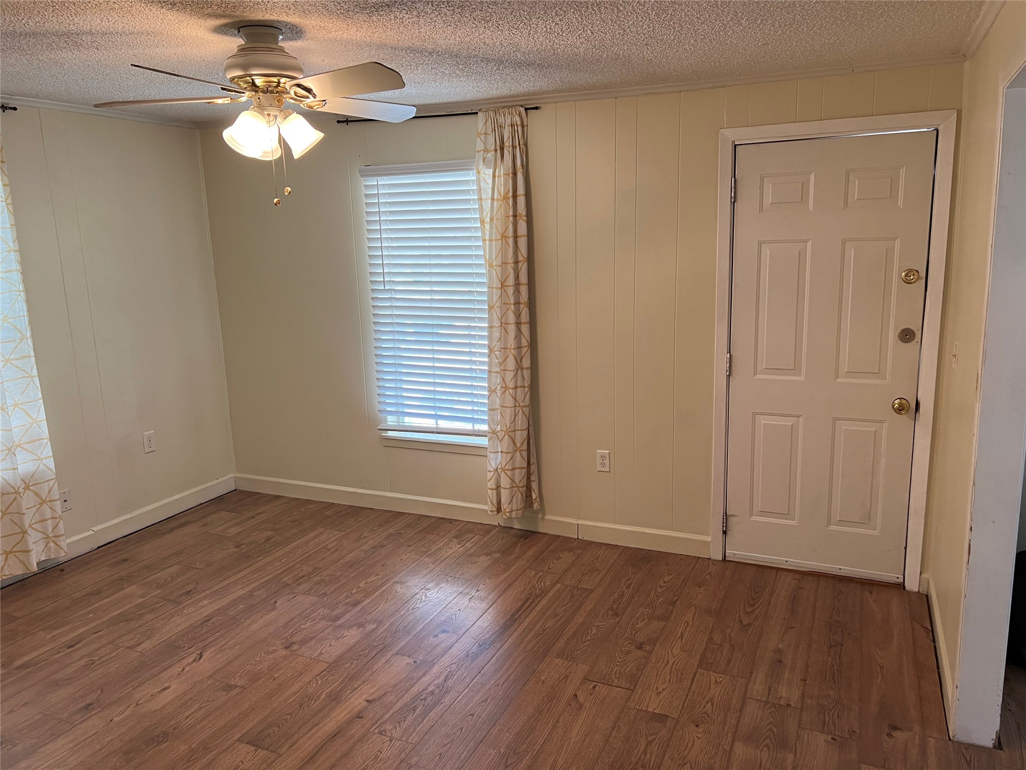 3304 Huron Trail Lake Worth TX 76135