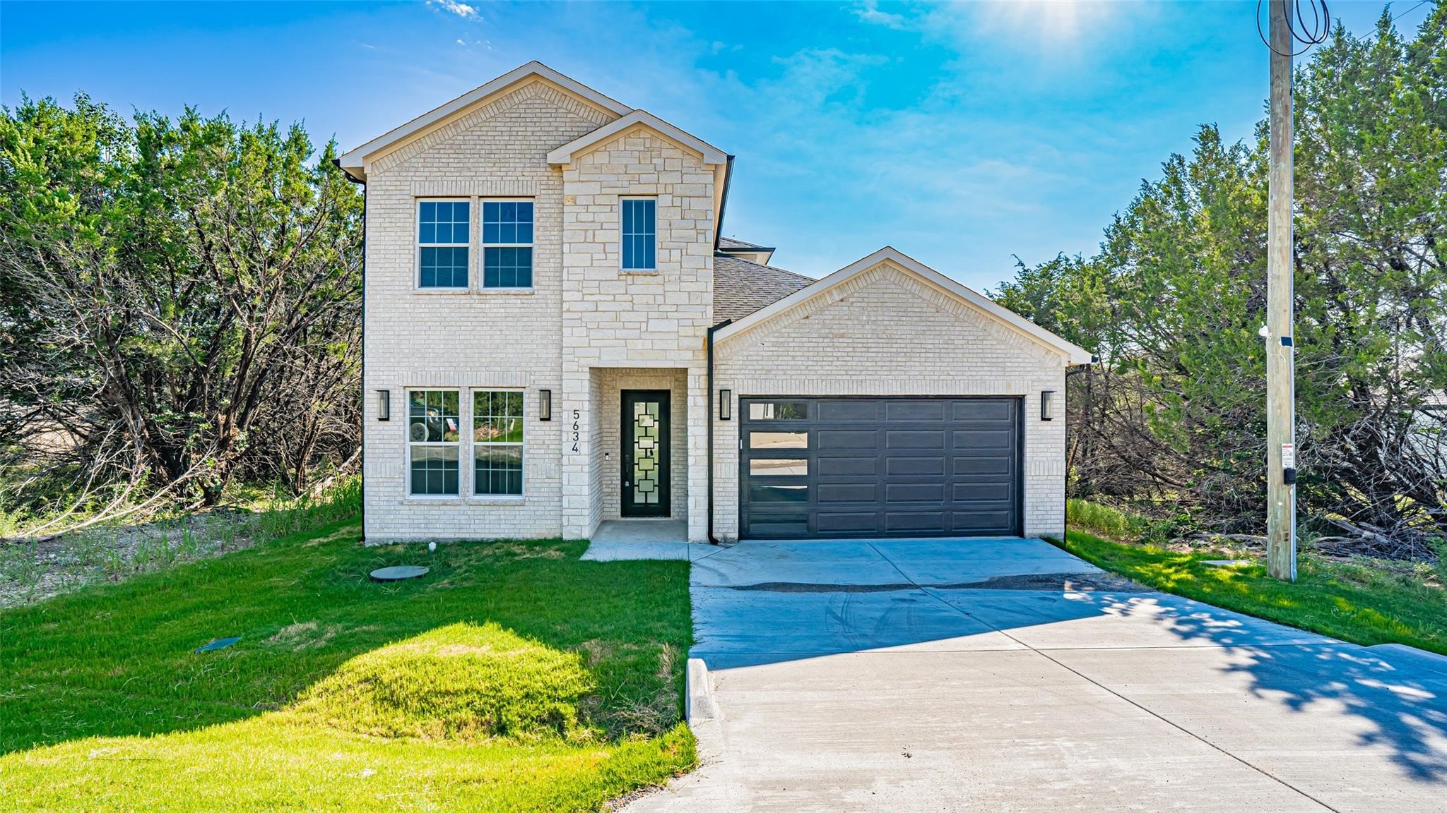 5634, 5702, 5624 Barkridge & Van Horn Drive Granbury TX 76048