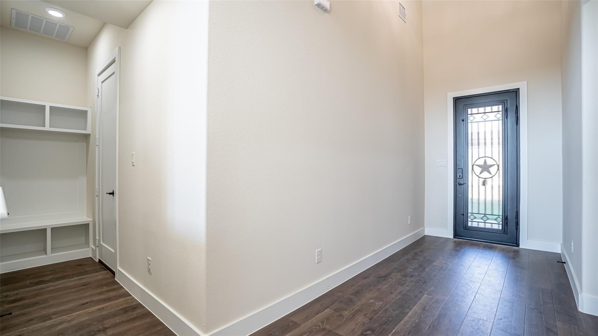 5634, 5702, 5624 Barkridge & Van Horn Drive Granbury TX 76048