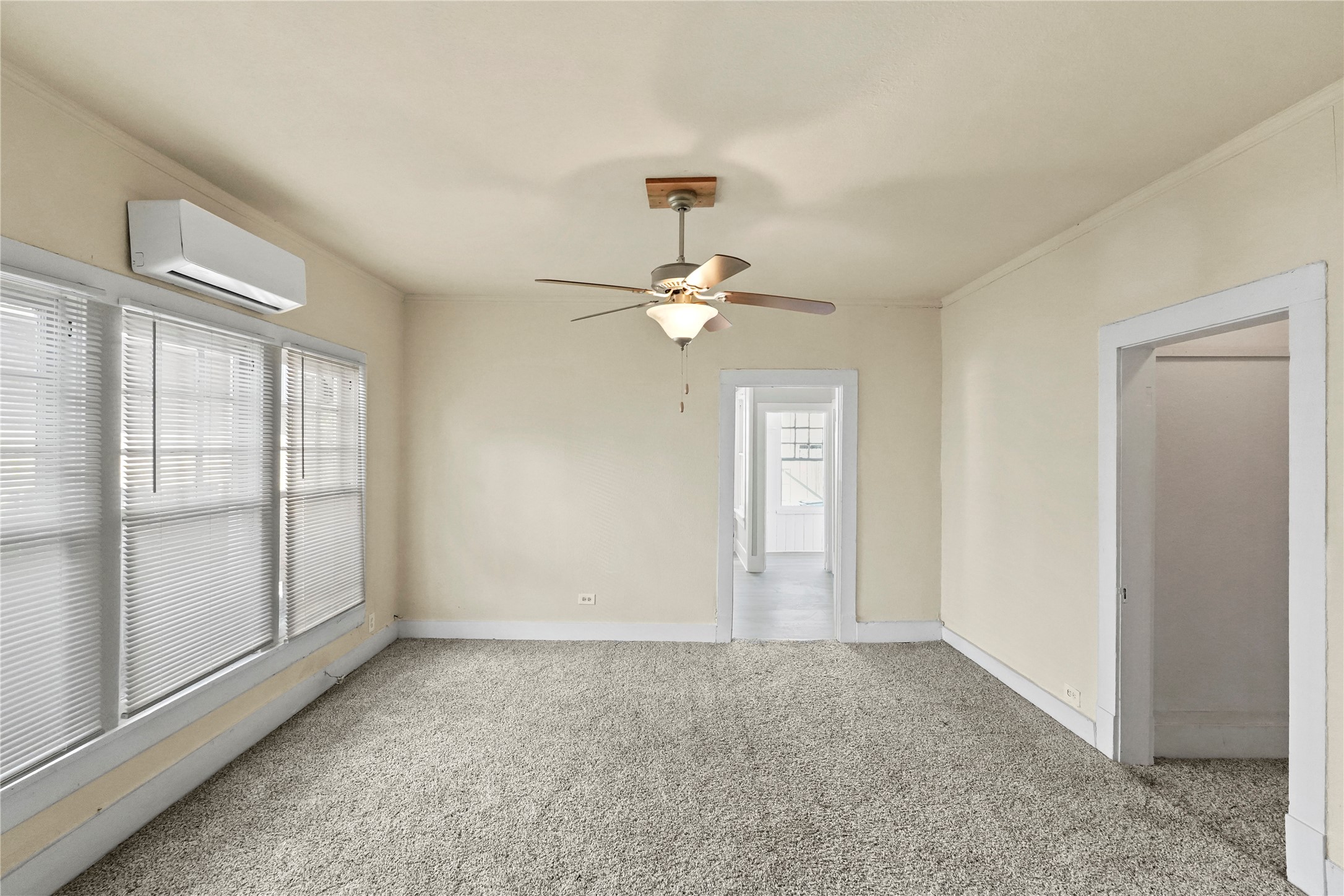505 W Morgan Street Denison TX 75020