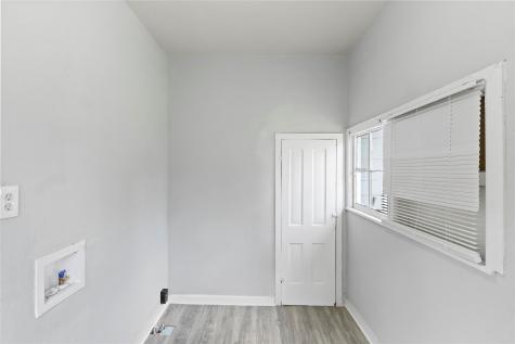 505 W Morgan Street Denison TX 75020