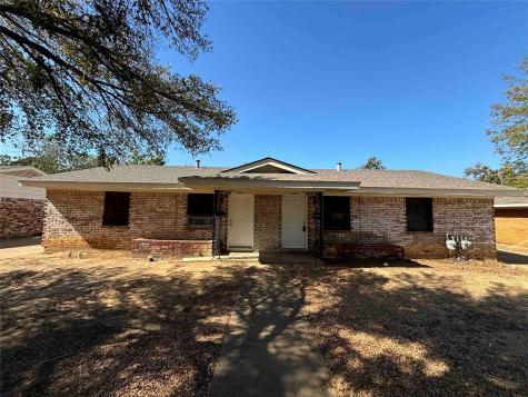 2508 Normont Circle Fort Worth TX 76103