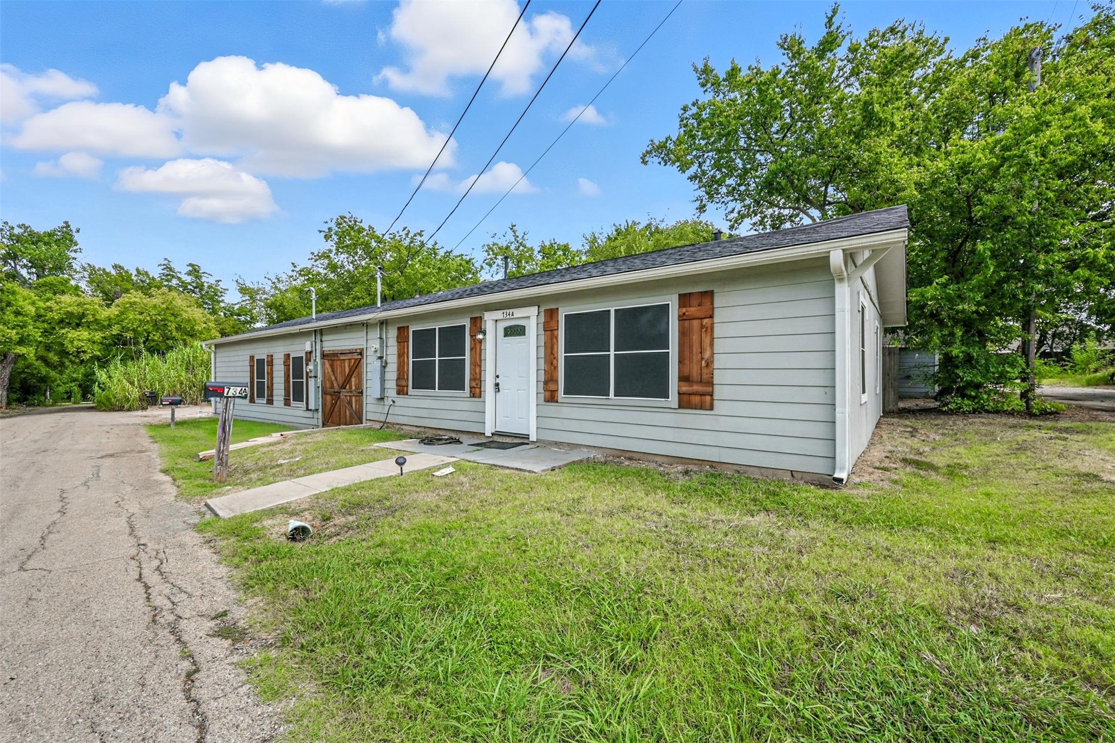 734 Thompson Drive Lake Dallas TX 75065