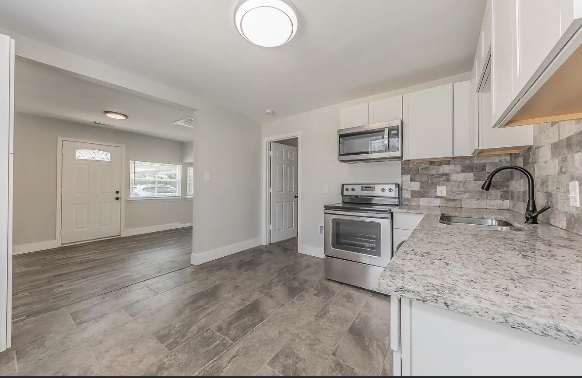 734 Thompson Drive Lake Dallas TX 75065