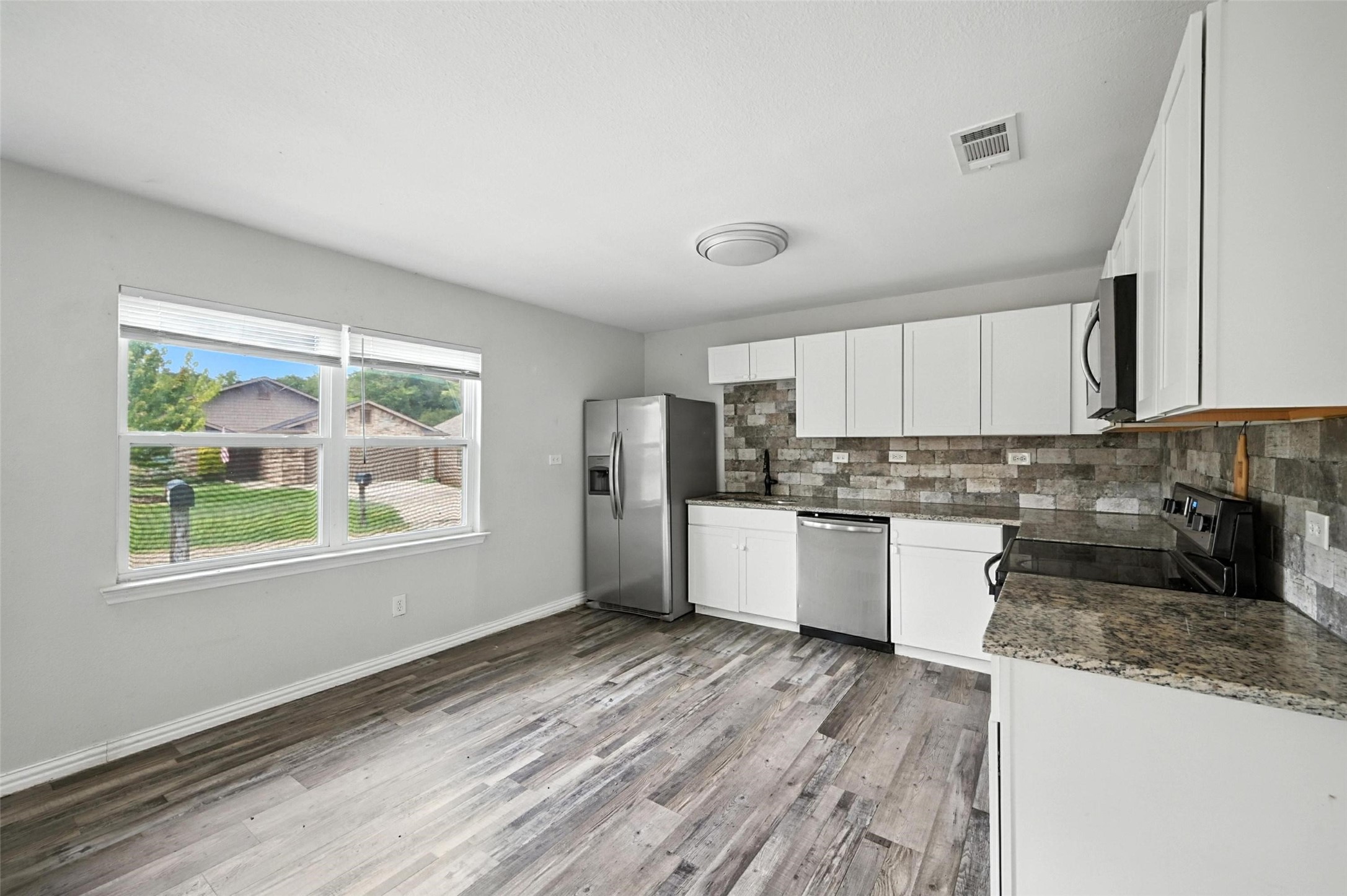 734 Thompson Drive Lake Dallas TX 75065