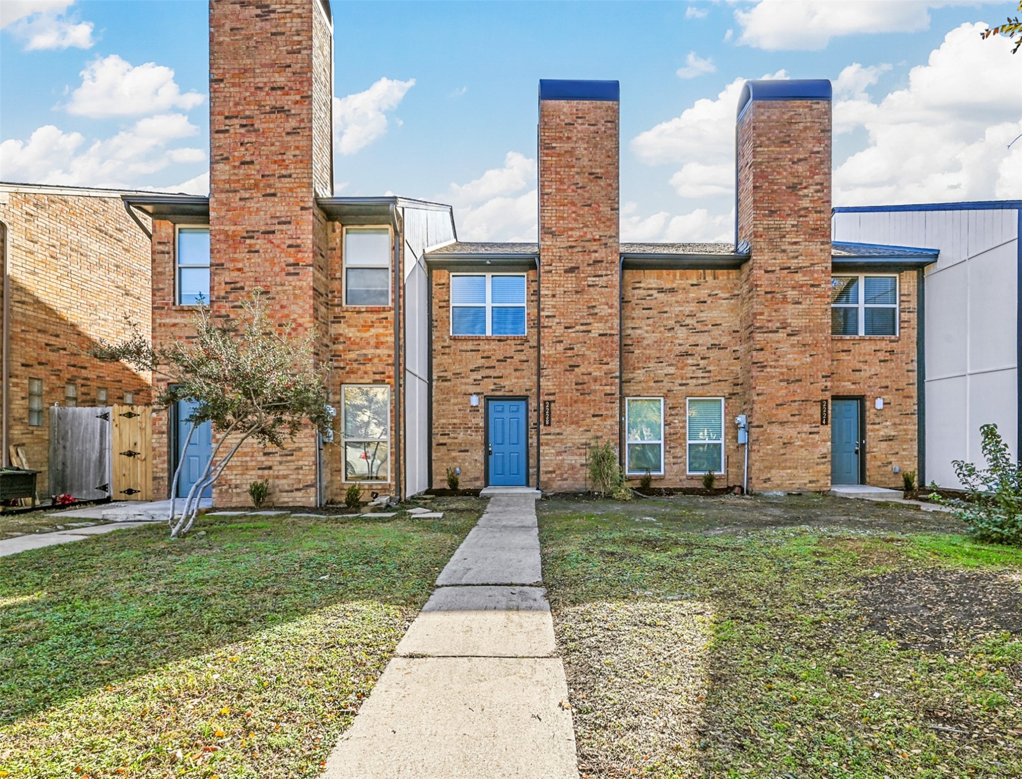 2228 Colony Court Dallas TX 75235