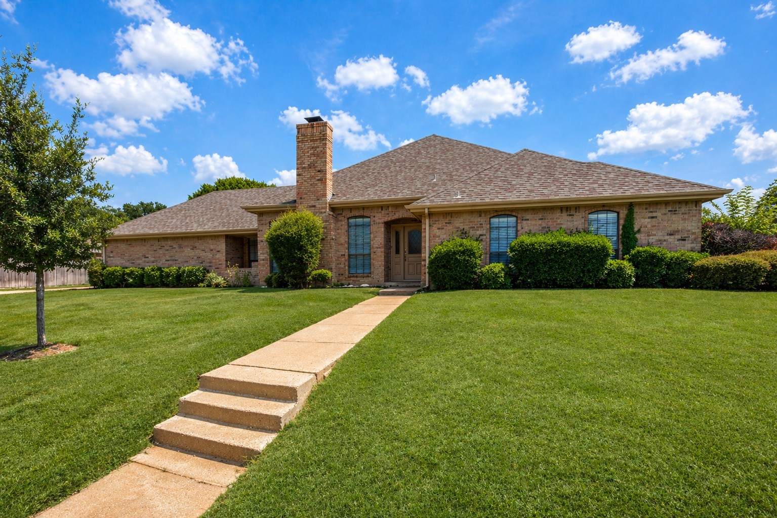5401 Ledgestone Drive Fort Worth TX 76132