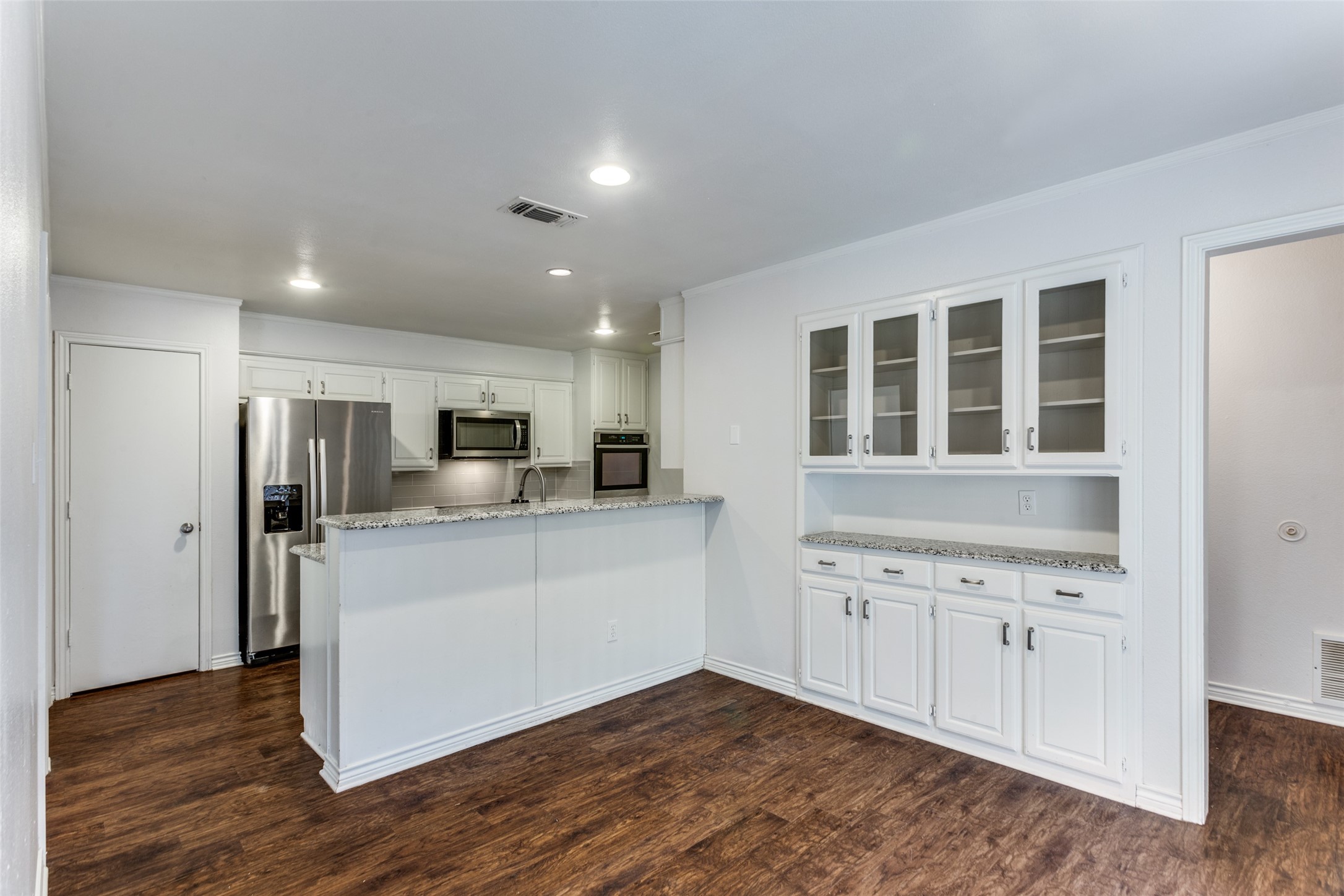 5401 Ledgestone Drive Fort Worth TX 76132
