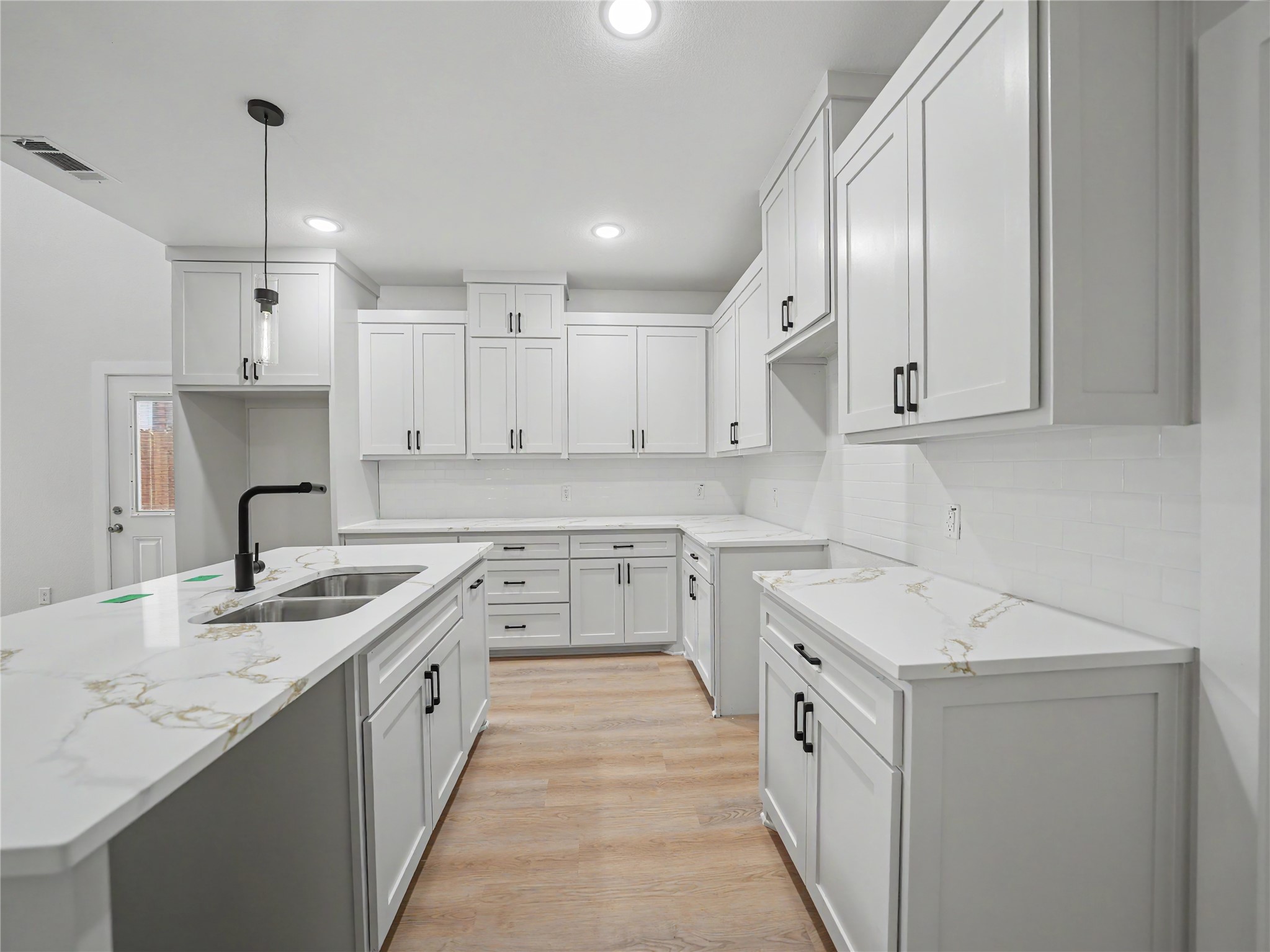 1163 Blalock Avenue Fort Worth TX 76115