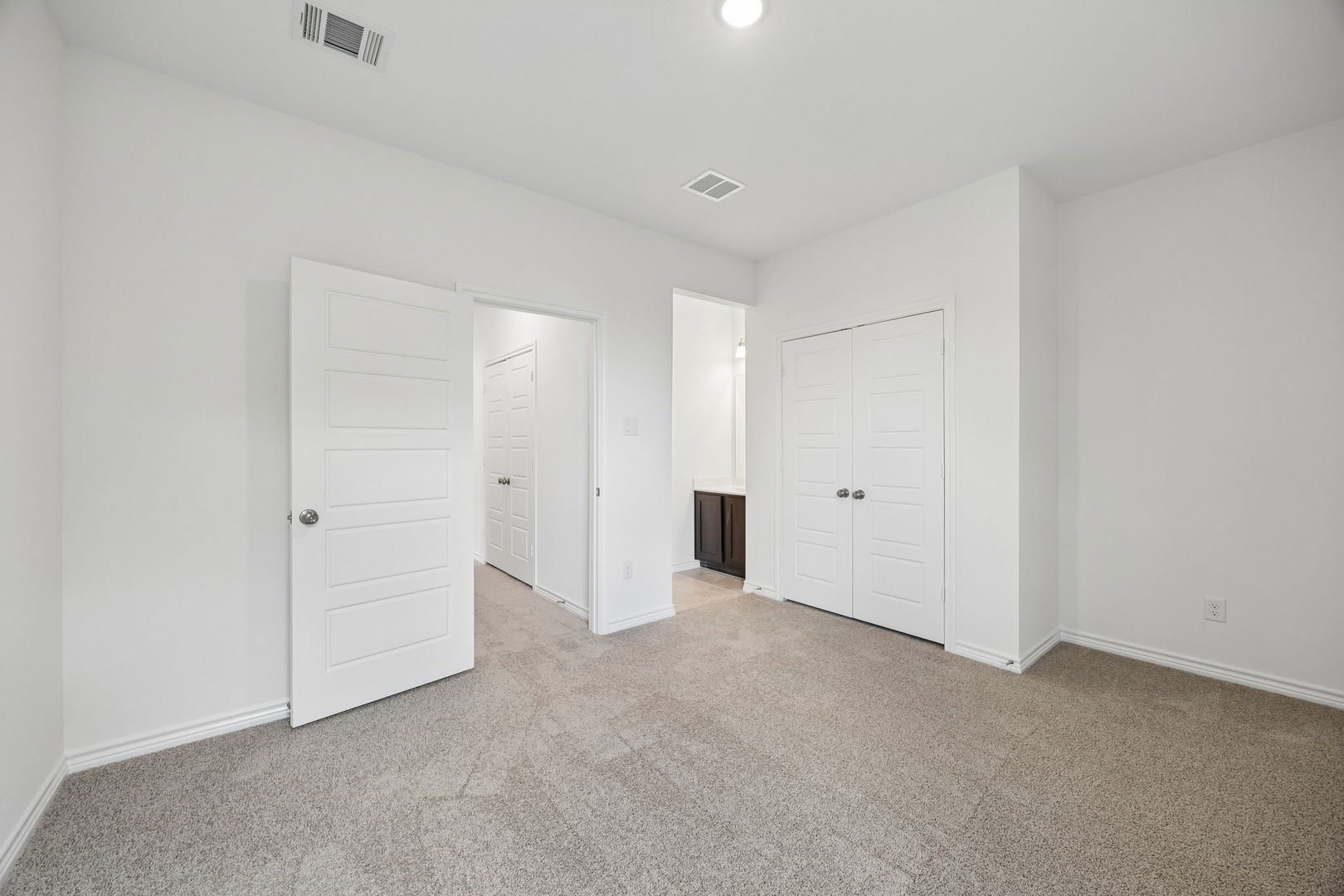 504-506 Trailhead Lane Denton TX 76205