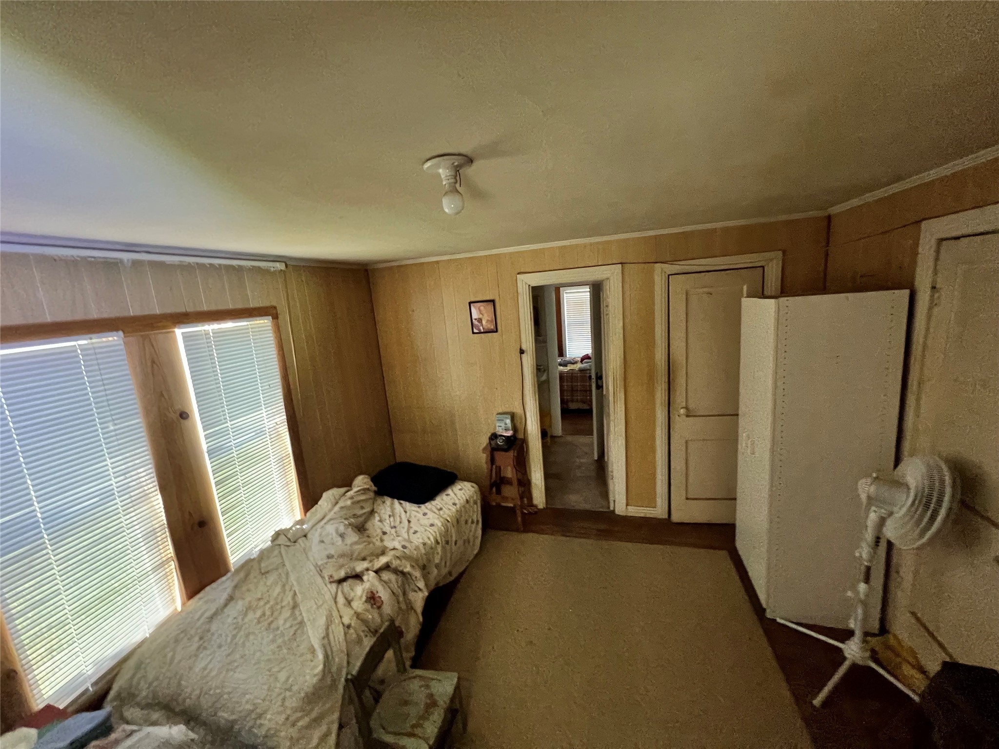 304 W Burnett Calvert TX 77837