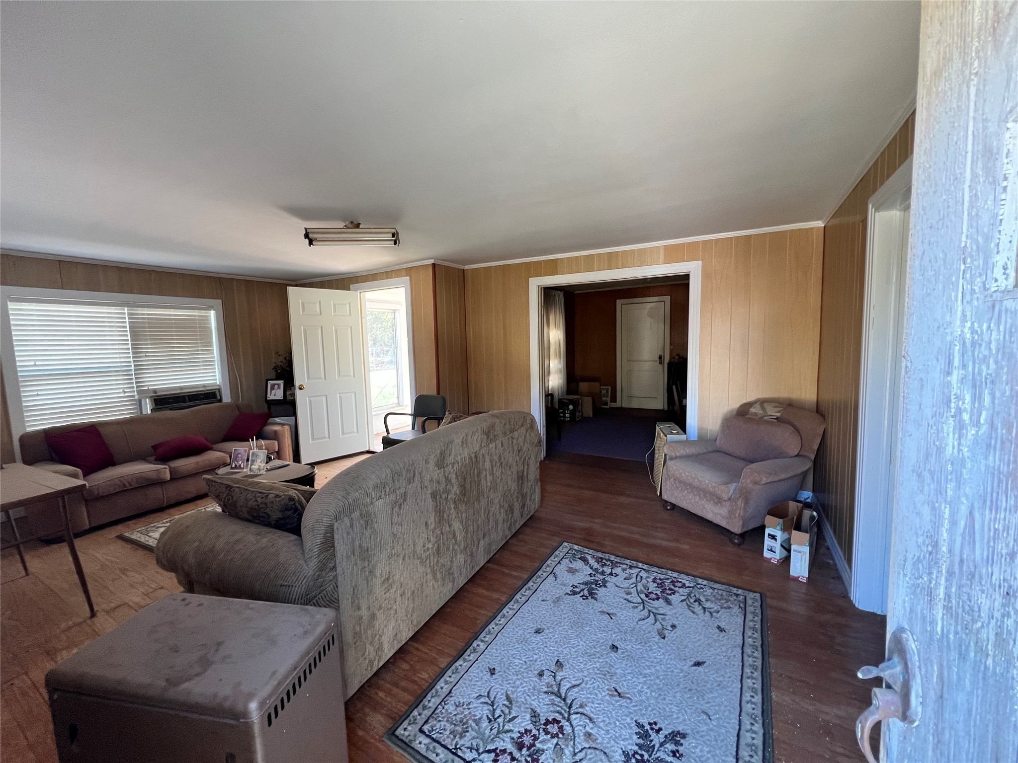 304 W Burnett Calvert TX 77837