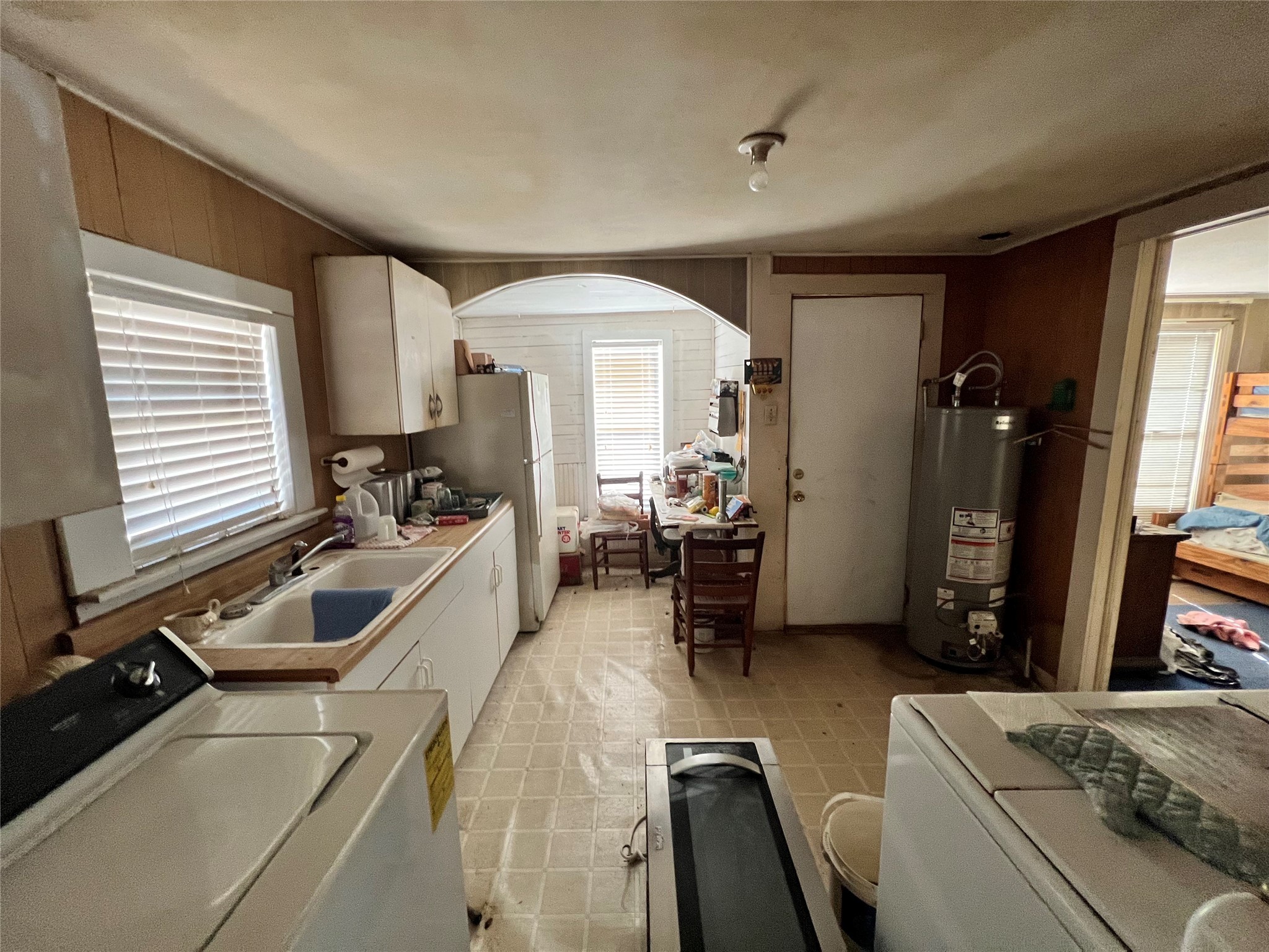 304 W Burnett Calvert TX 77837