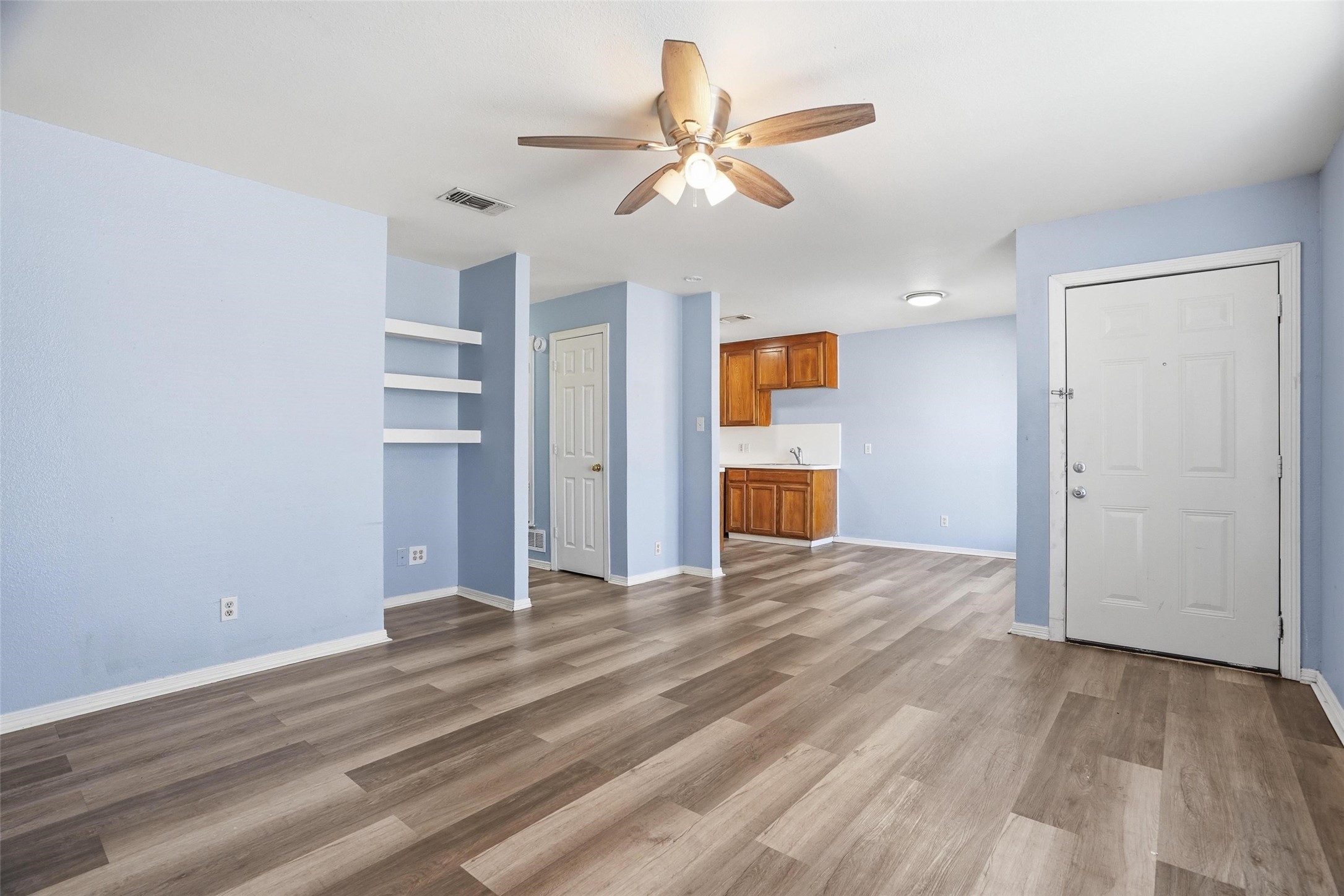 609 Race Street Crowley TX 76036