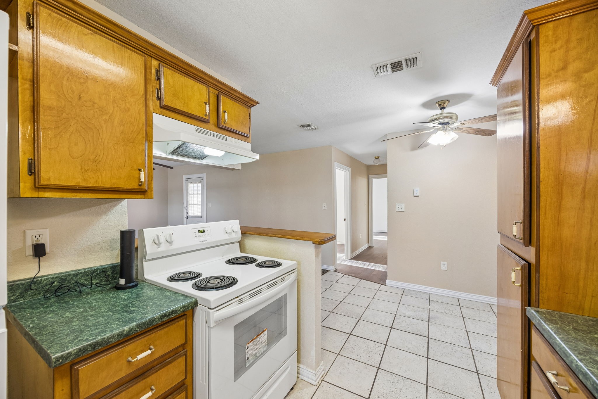 1104 & 1106 E High Street Terrell TX 75160