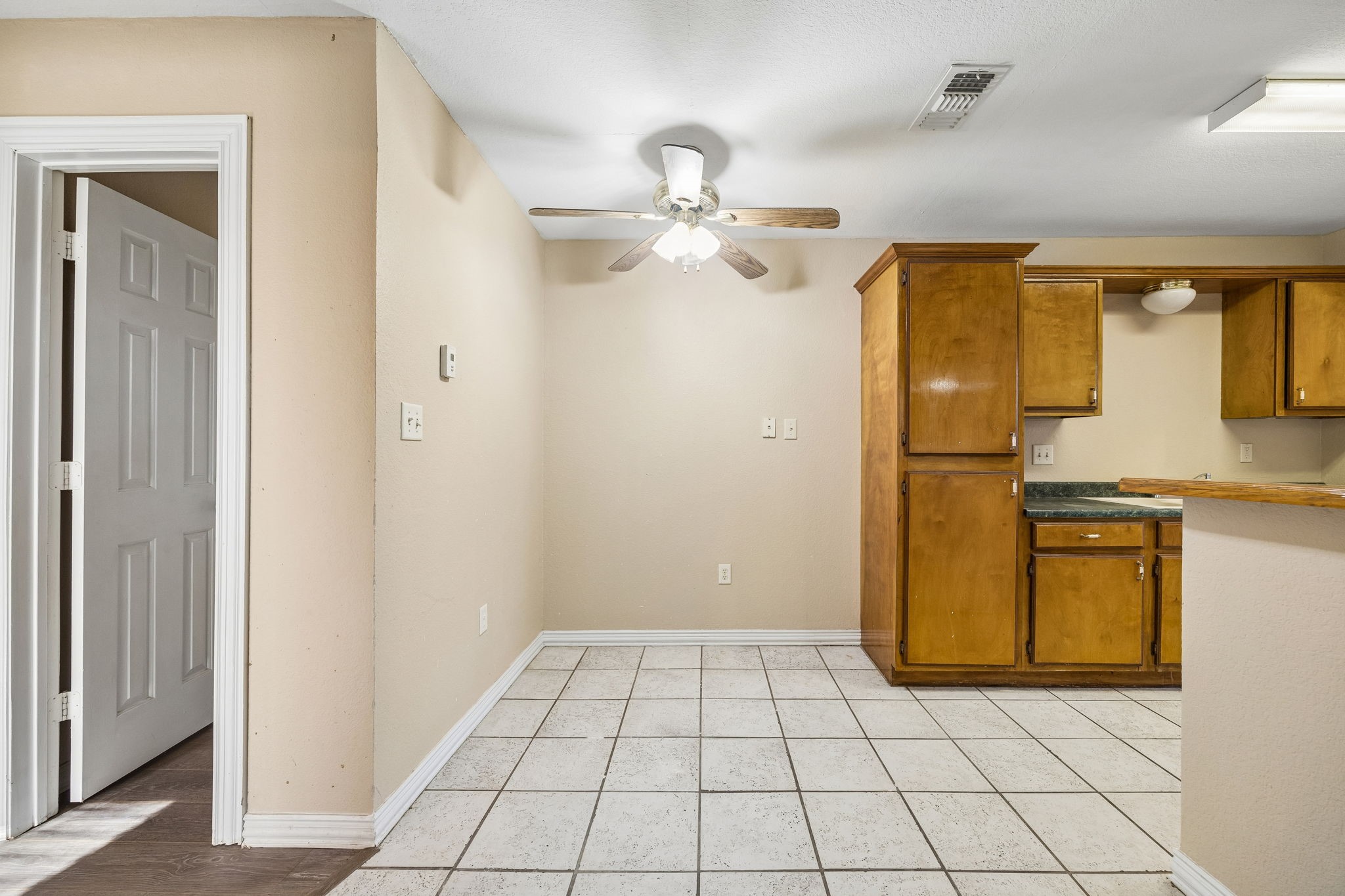 1104 & 1106 E High Street Terrell TX 75160