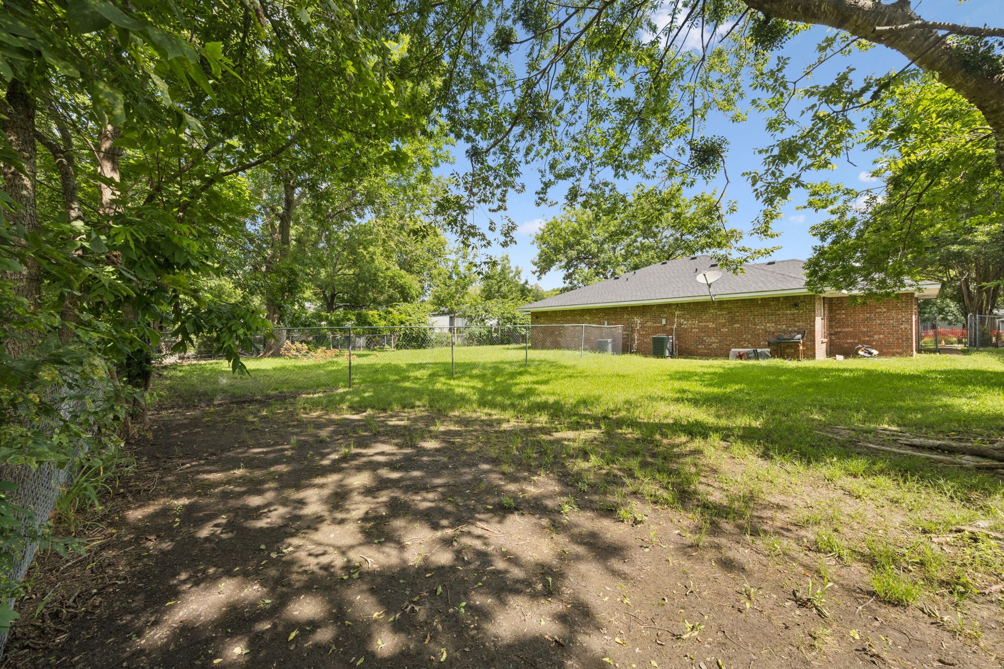 1104 & 1106 E High Street Terrell TX 75160