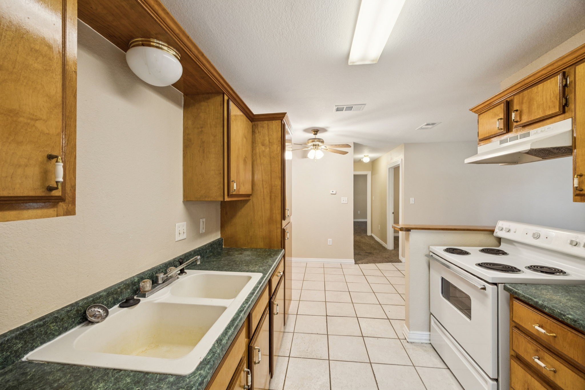 1104 & 1106 E High Street Terrell TX 75160