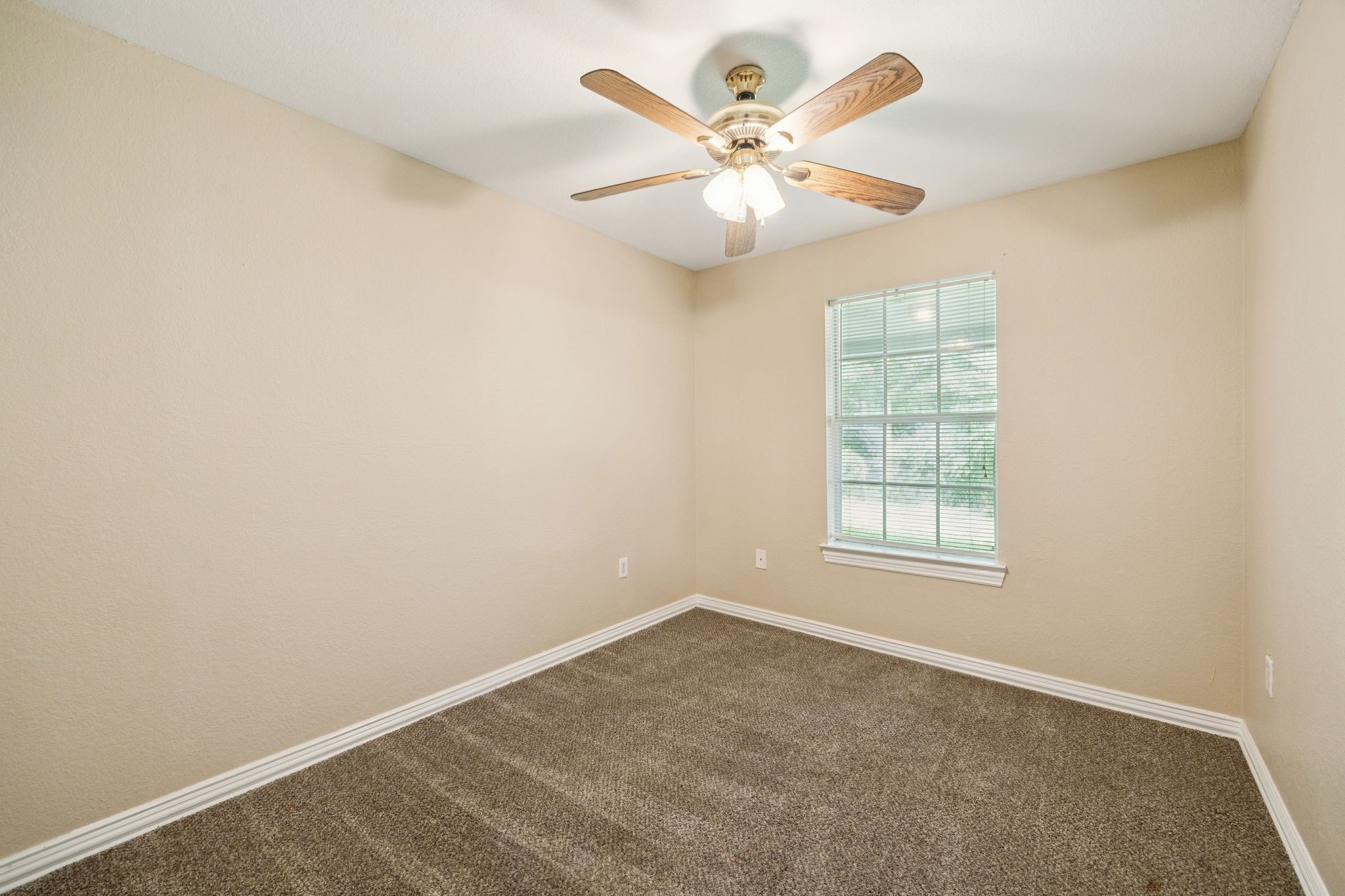 1104 & 1106 E High Street Terrell TX 75160