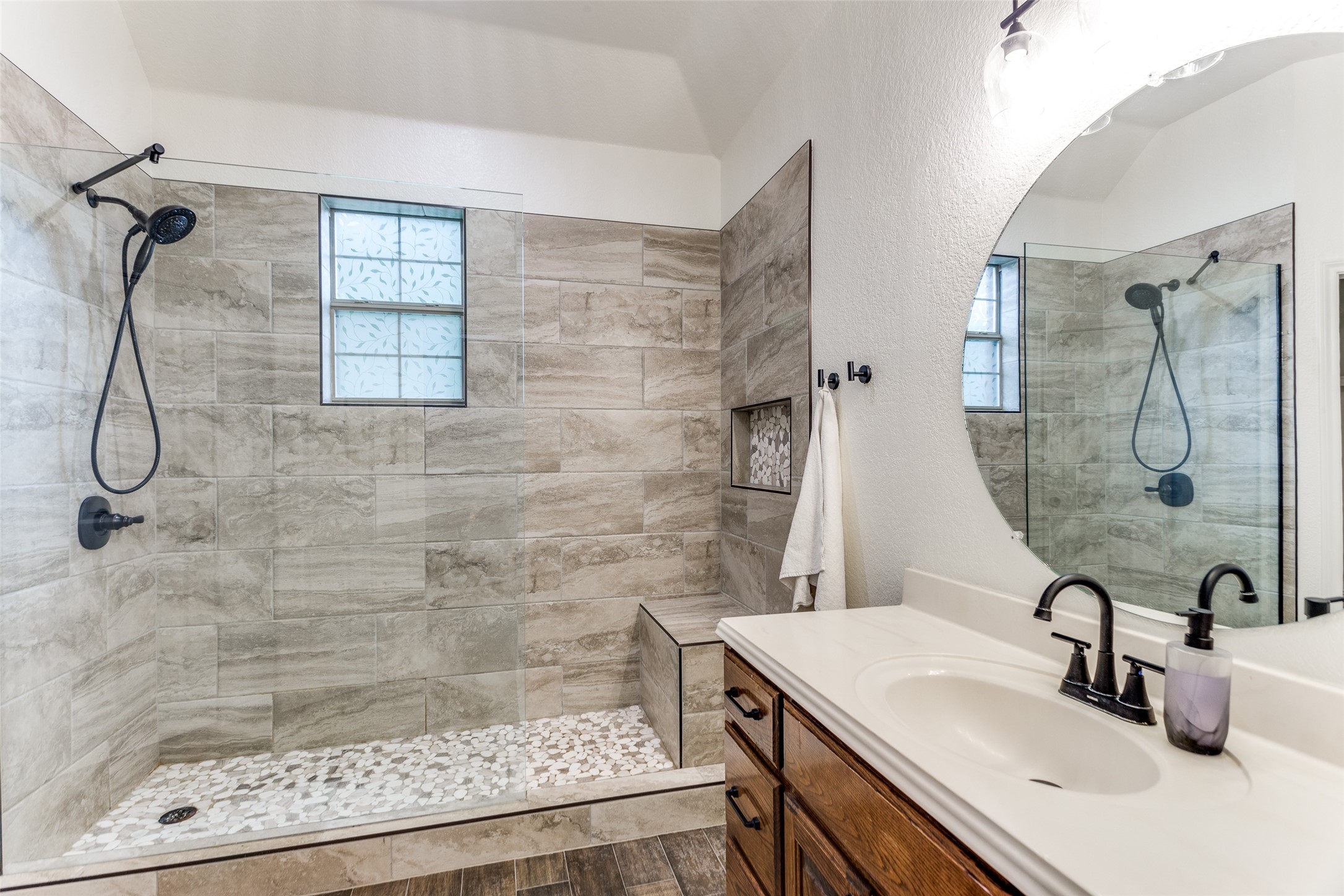 101 Oakwood Drive Weatherford TX 76086