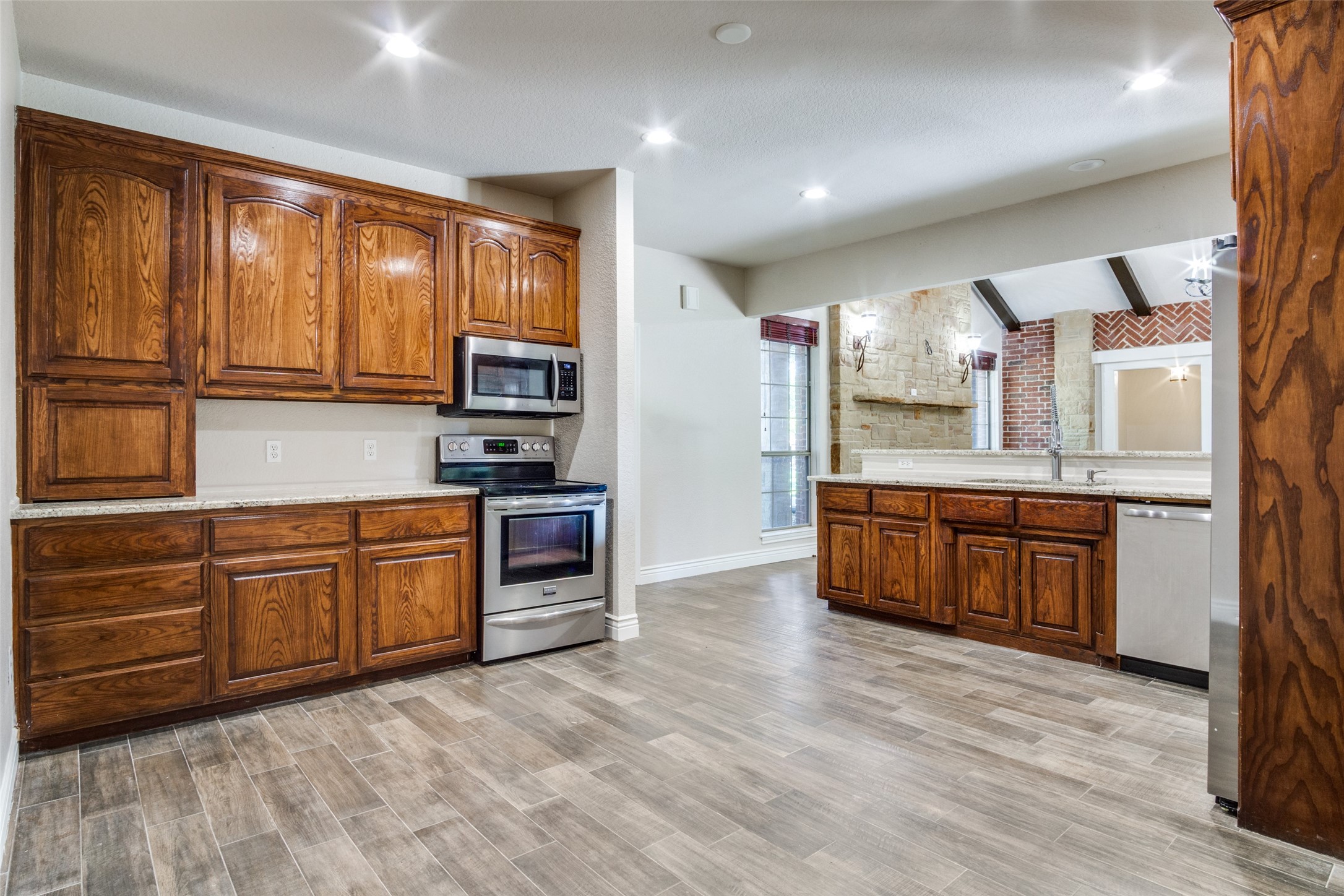 101 Oakwood Drive Weatherford TX 76086