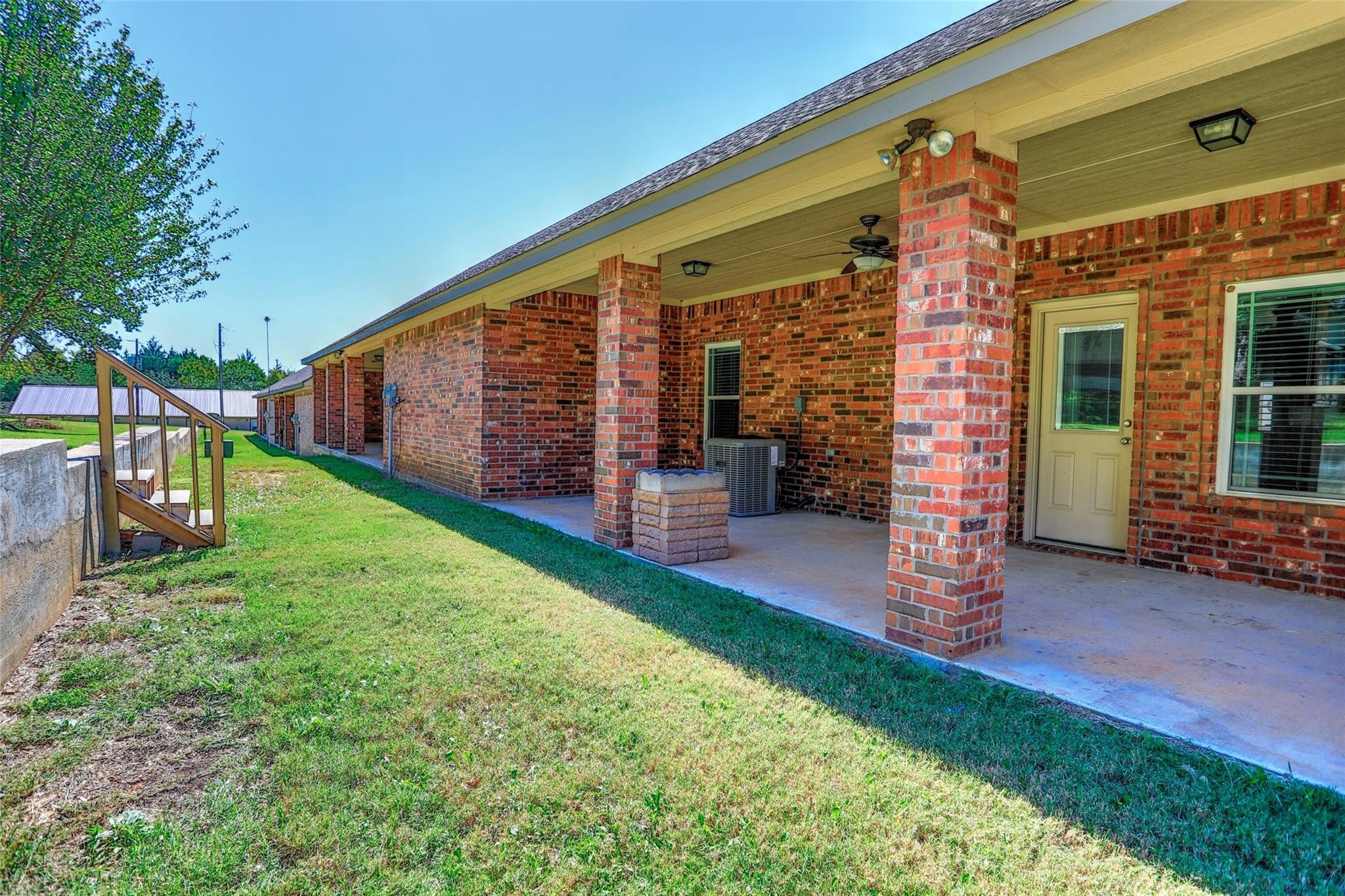 455 Neals Hill Road Oak Ridge TX 76240