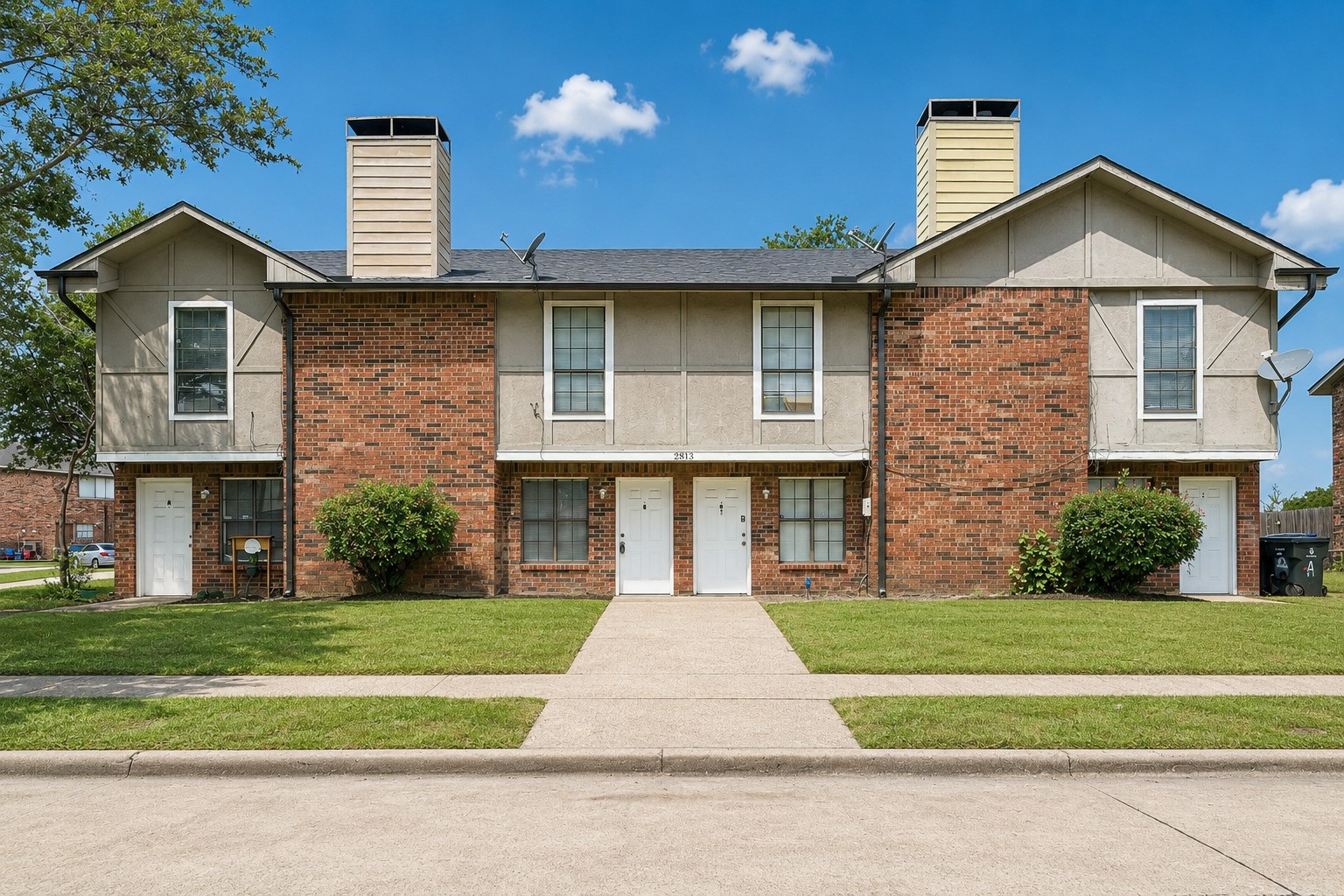 2813 & 2821 Wimbledon Court Garland TX 75041