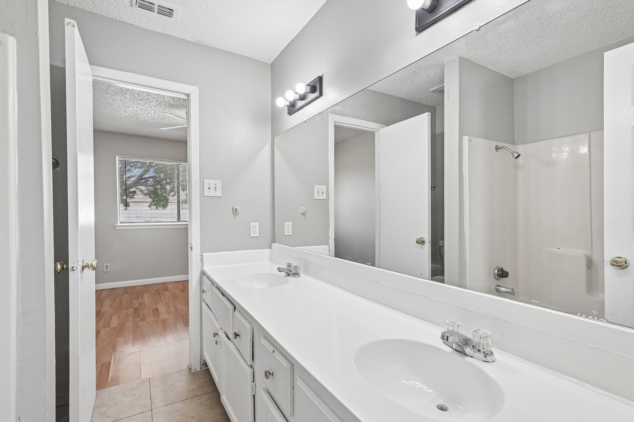 2813 & 2821 Wimbledon Court Garland TX 75041