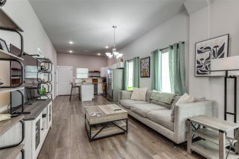 1425 Evans Avenue Fort Worth TX 76104