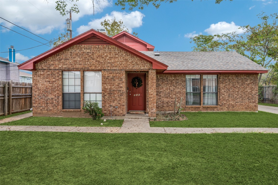 211 Shrum Court Irving TX 75060