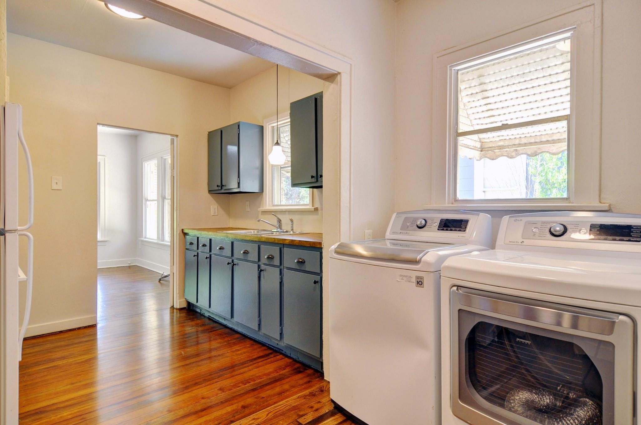2844 Travis Avenue Fort Worth TX 76110