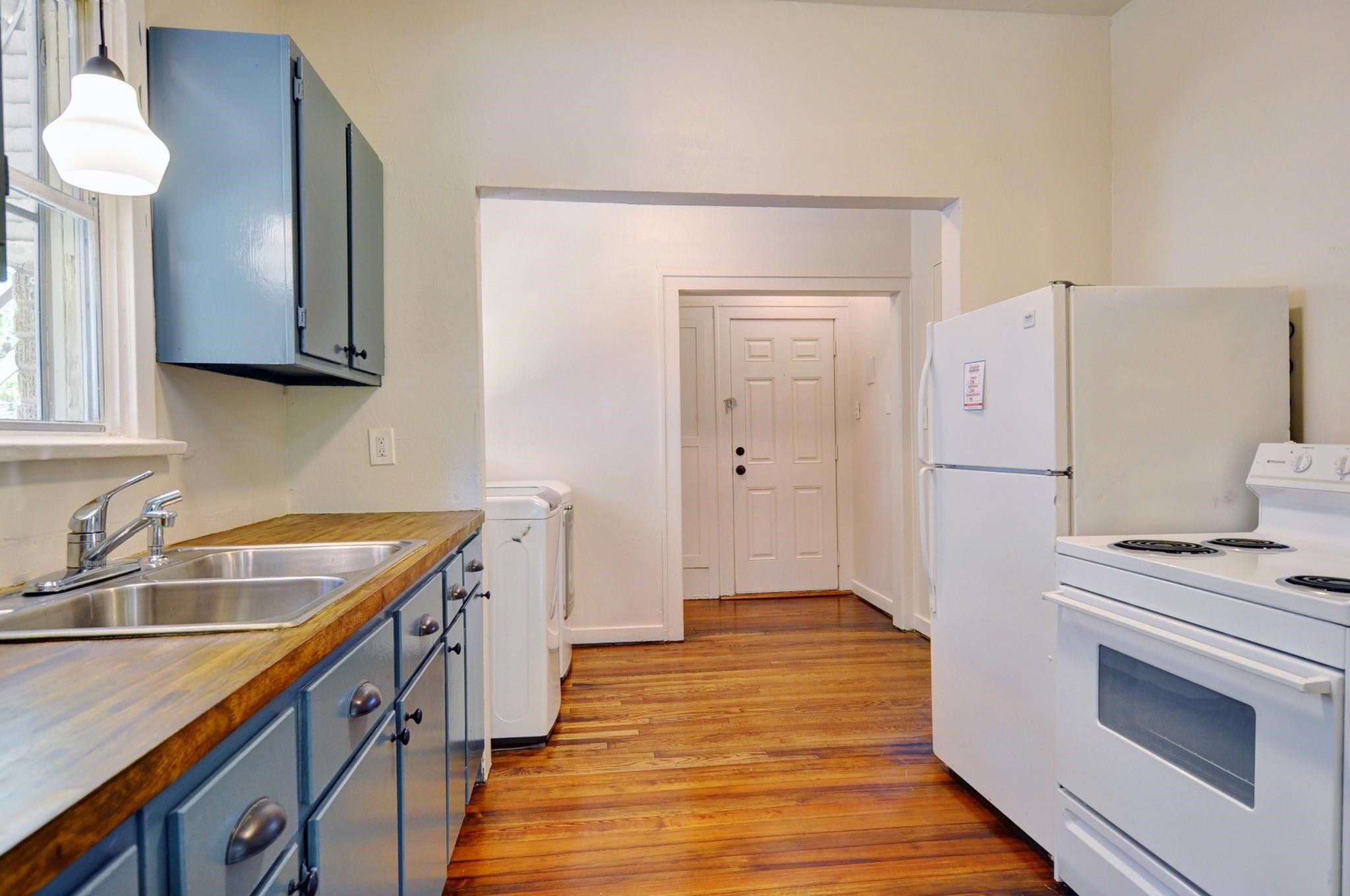 2844 Travis Avenue Fort Worth TX 76110