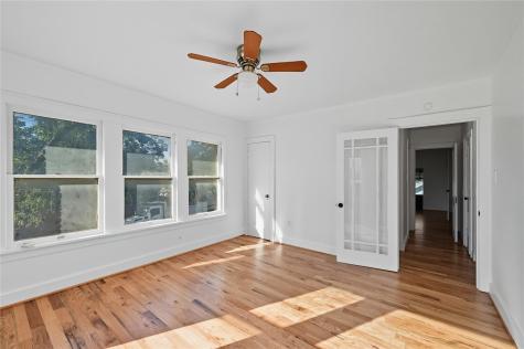 2844 Travis Avenue Fort Worth TX 76110