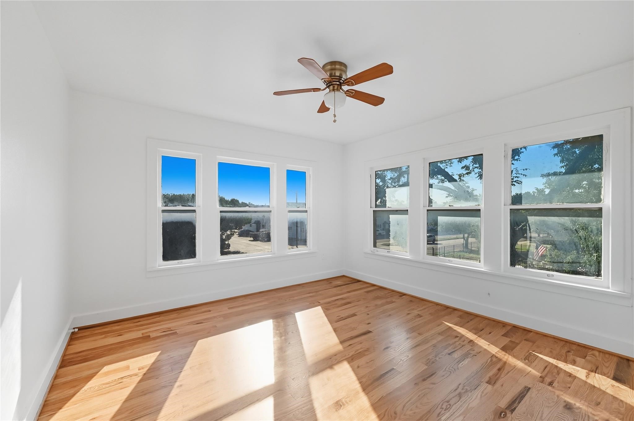2844 Travis Avenue Fort Worth TX 76110
