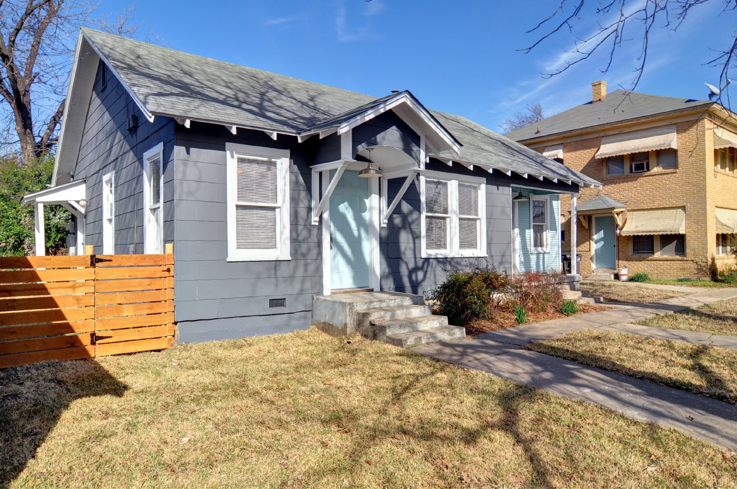 2844 Travis Avenue Fort Worth TX 76110