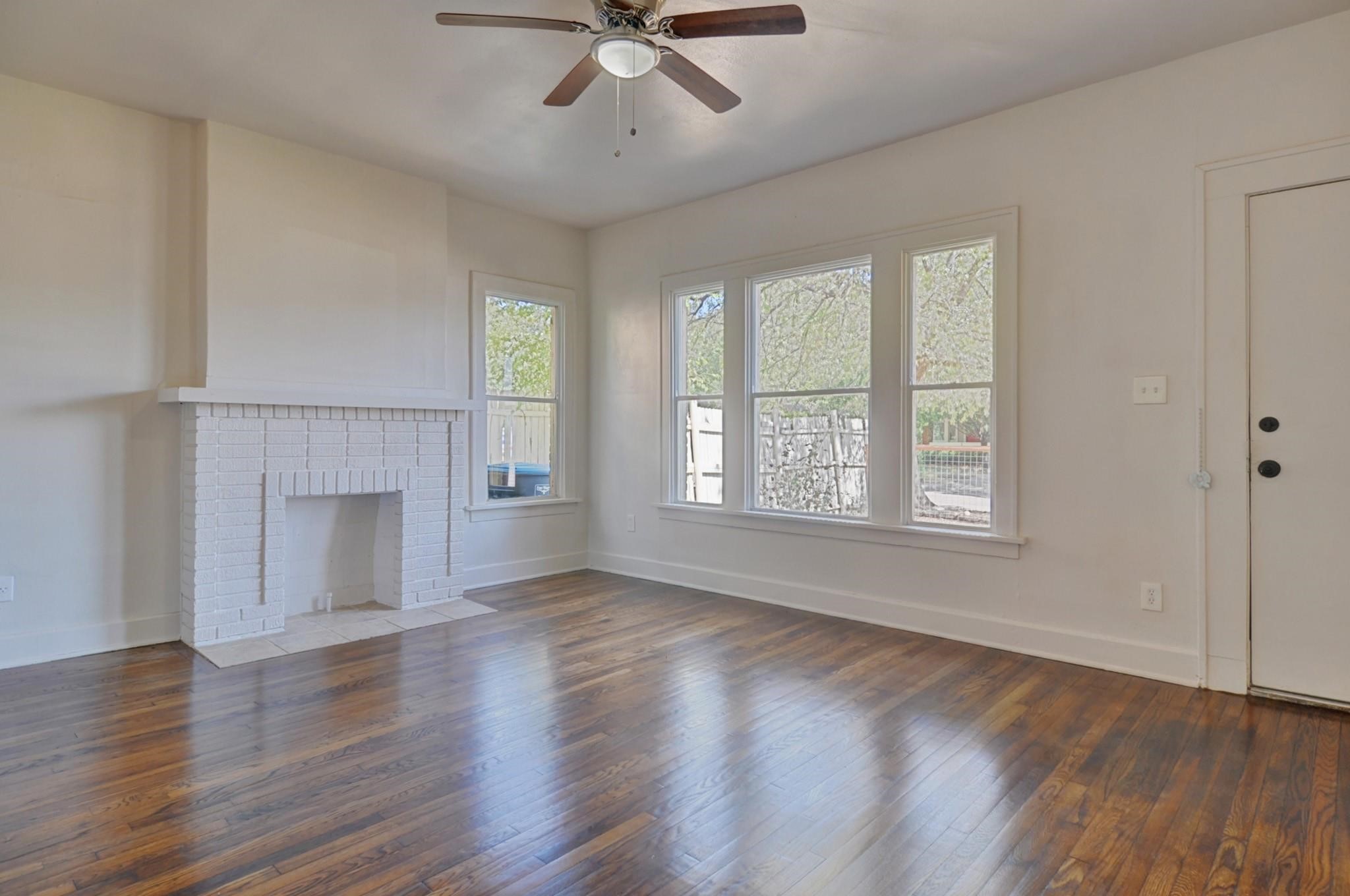 2844 Travis Avenue Fort Worth TX 76110