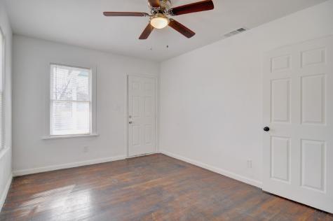 2844 Travis Avenue Fort Worth TX 76110