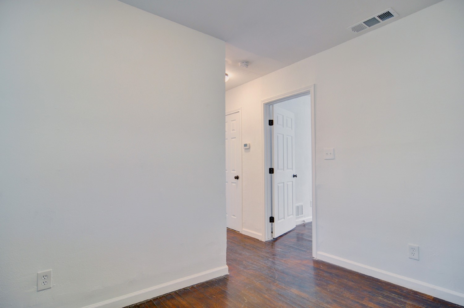 2844 Travis Avenue Fort Worth TX 76110