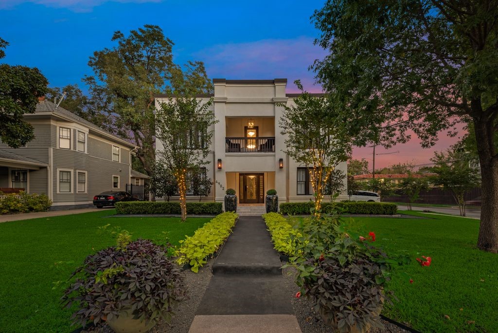 4902 Worth Street Dallas TX 75214