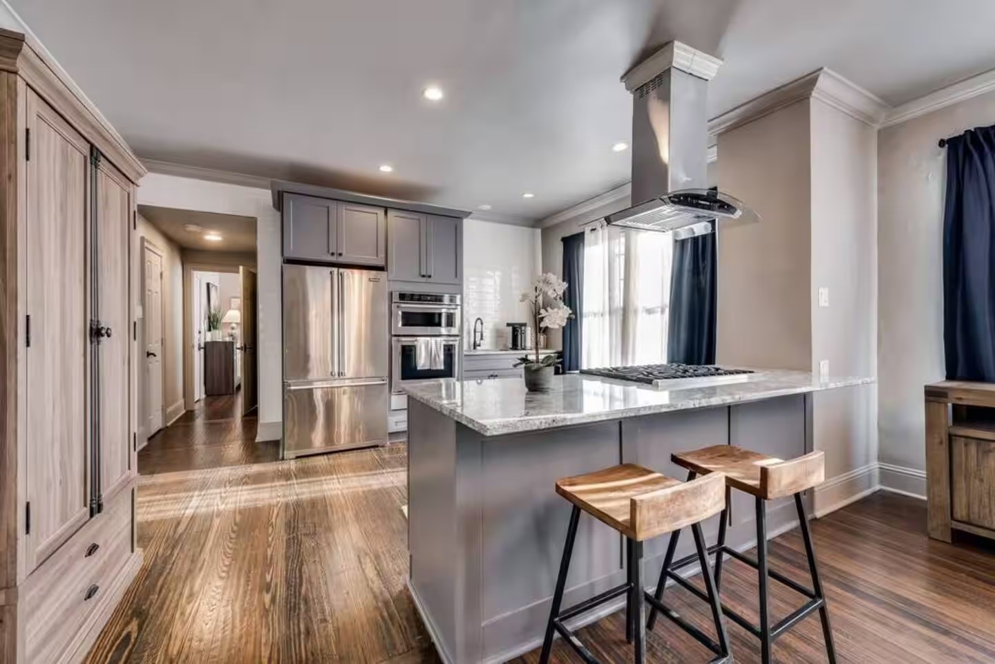 4902 Worth Street Dallas TX 75214