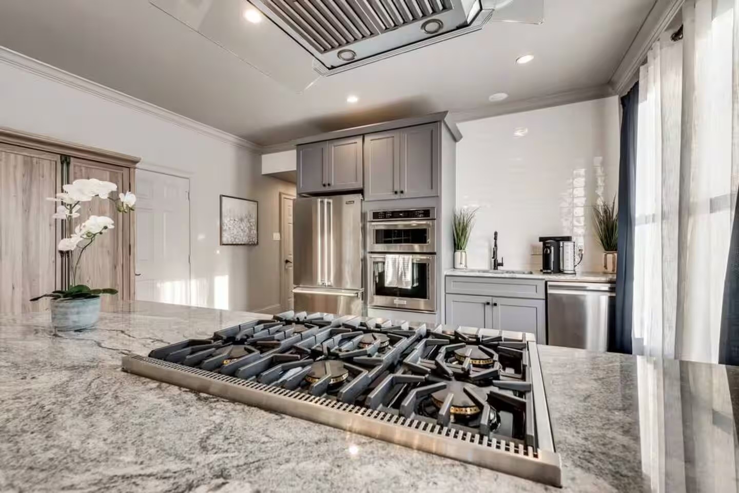 4902 Worth Street Dallas TX 75214
