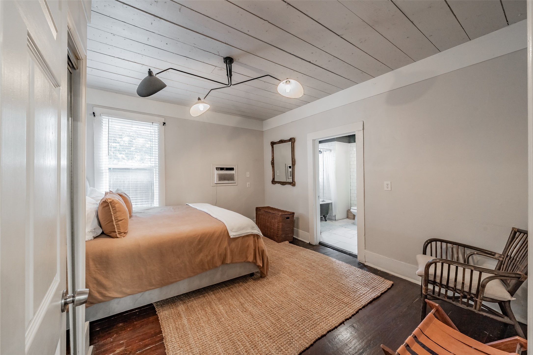 1409 W Allen Avenue Fort Worth TX 76110